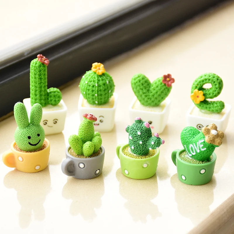 4Pcs/Set Mini Resin Succulent Cactus Plants for Car, Office, Home, Wedding & Party Décor