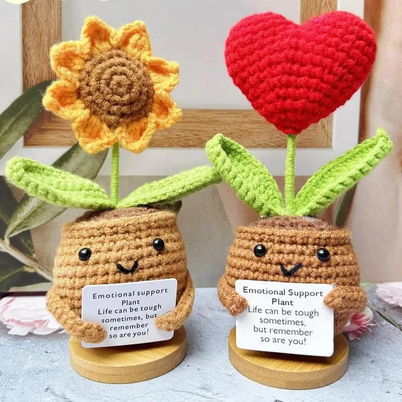 Positive Energy Heart Flower Hand-Woven Knitted Doll for Home Décor, Desk Ornament & Gifts