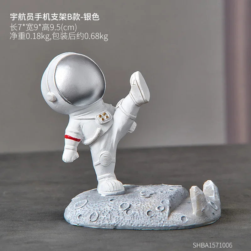 Nordic Style Astronaut Resin Mobile Phone Stand - Office Desk Decoration and Gift