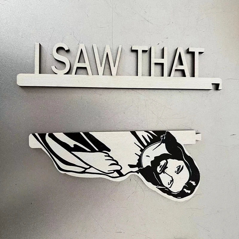 "Funny Jesus Door Hanger – 'I Saw That' Creative Wooden Home Décor Sign for Doors or Walls"