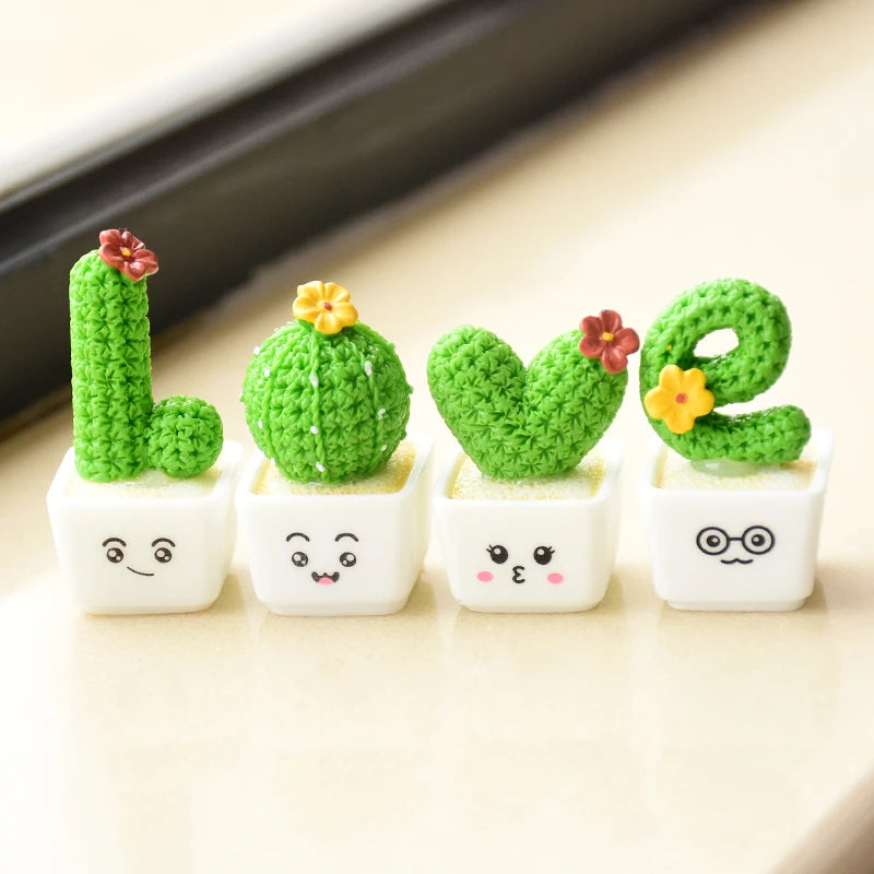 4Pcs/Set Mini Resin Succulent Cactus Plants for Car, Office, Home, Wedding & Party Décor