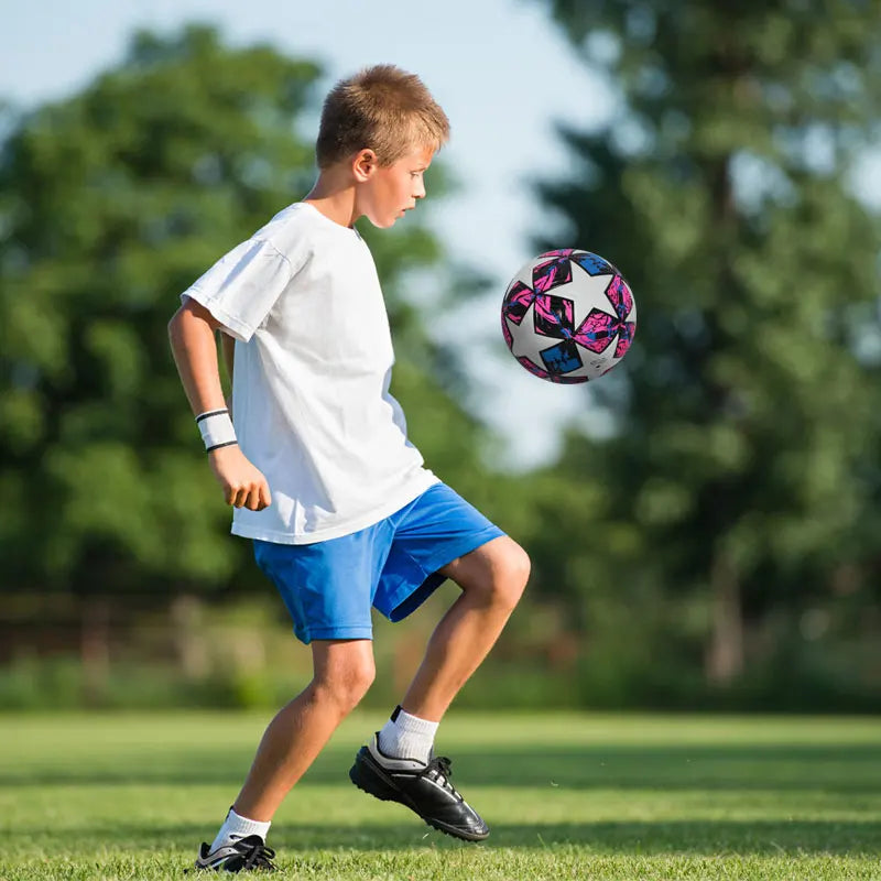 Professional Size 4 & 5 Soccer Ball – Seamless PU Football for Match & Training, Durable & High Bounce